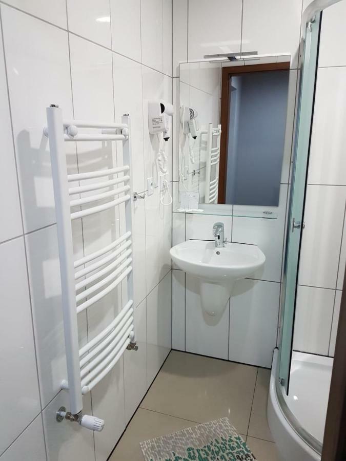 H-Odra Nowa Sol酒店 外观 照片